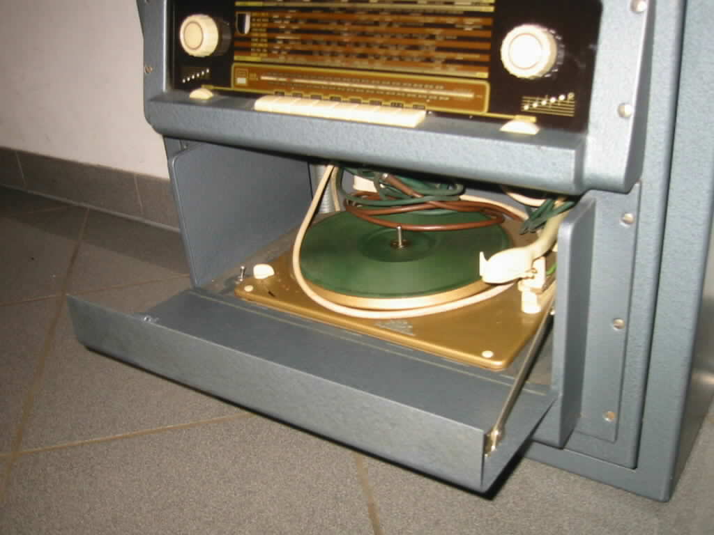 Klangfilm Siemens Eurodyn 6SELA 100V Rack amplifier tube preamp