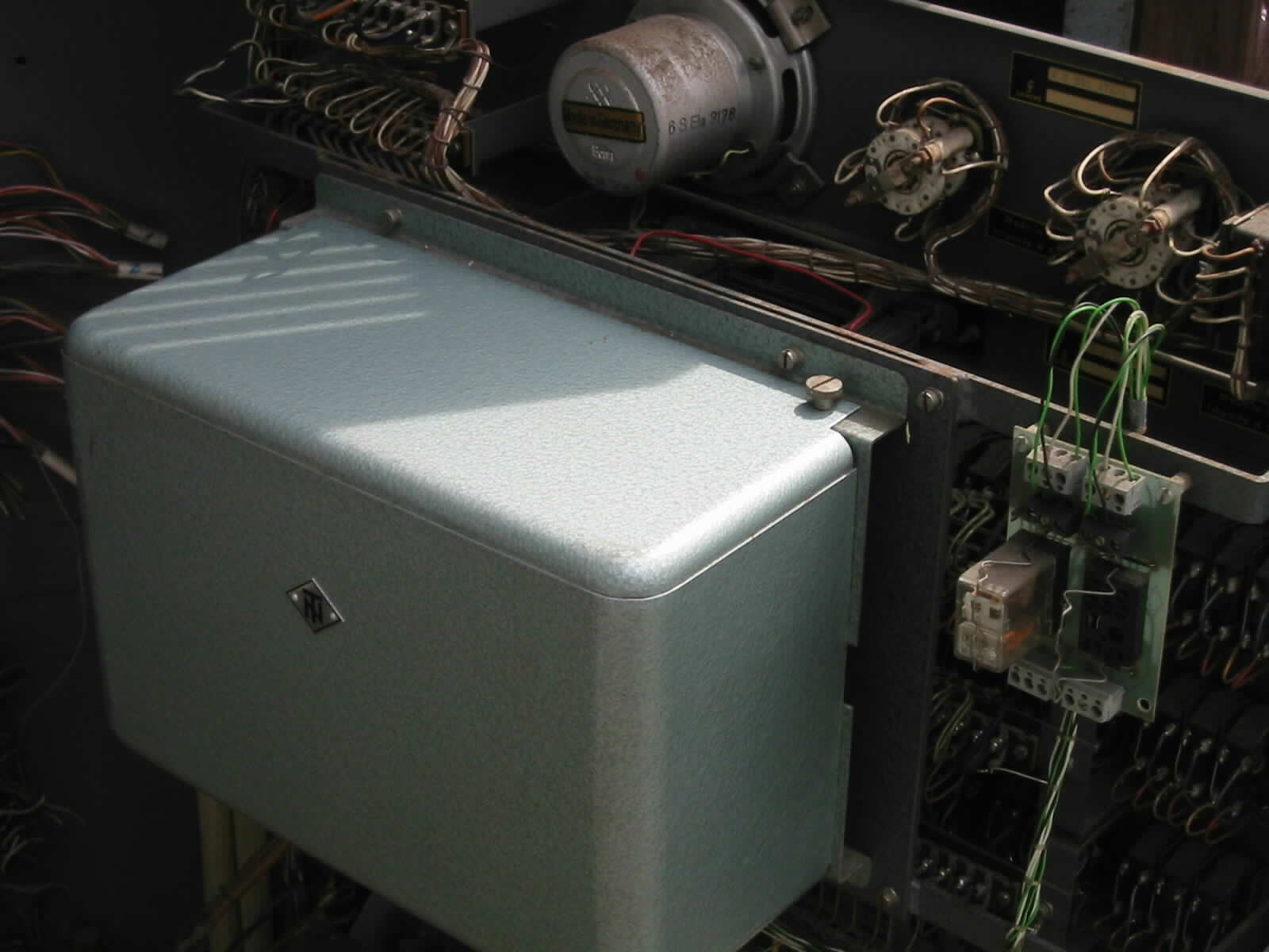 Klangfilm Siemens Eurodyn 6SELA 100V Rack amplifier tube preamp