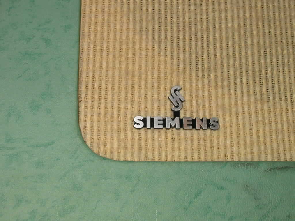 Klangfilm Siemens Eurodyn 6SELA 100V Rack amplifier tube preamp