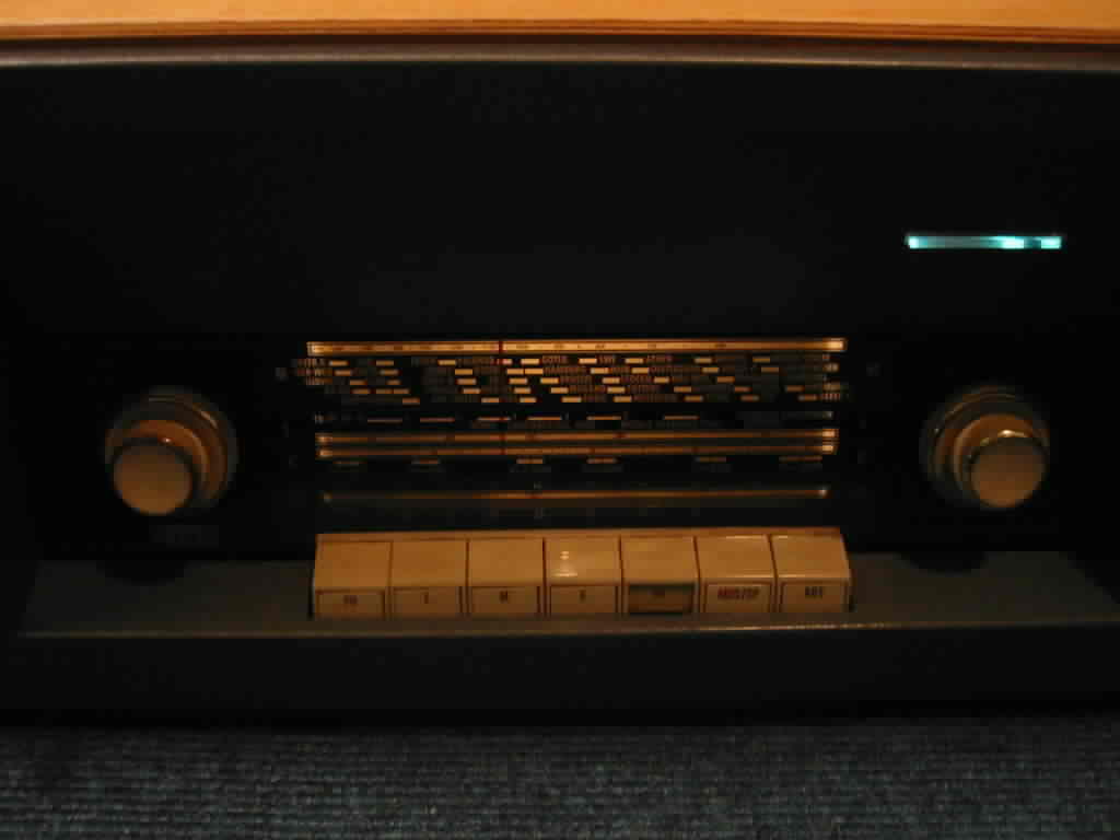 Klangfilm Siemens Eurodyn 6SELA 100V Rack amplifier tube tuner radio receiver